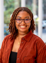 Johnson, Alexia-headshot